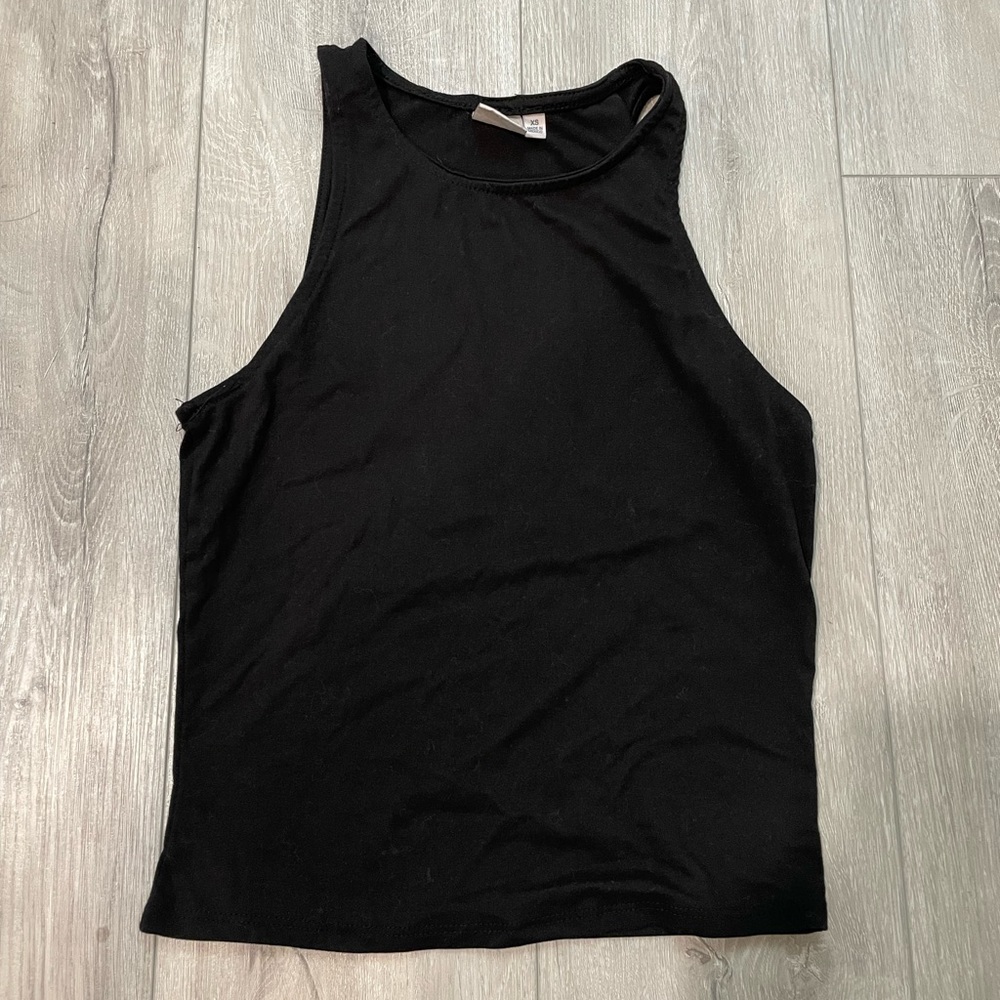 Cropped Tank Top